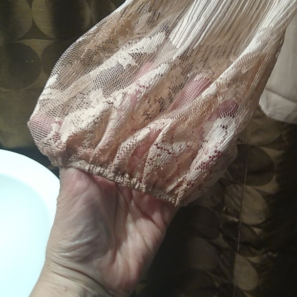 Women's blouse, size XL - Picture 2 of 4